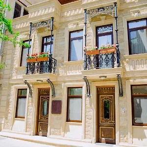 https://royal-historical-boutique-hotel.aboutbakuhotels.com